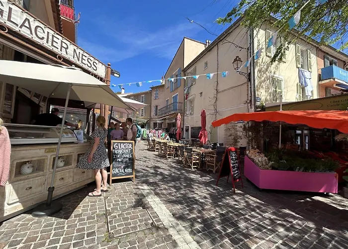 : 3 Pièces, 4 Couchages, Piscine, Calme, Proche Commerces Et Aqualand - Fr-1-226-476 *